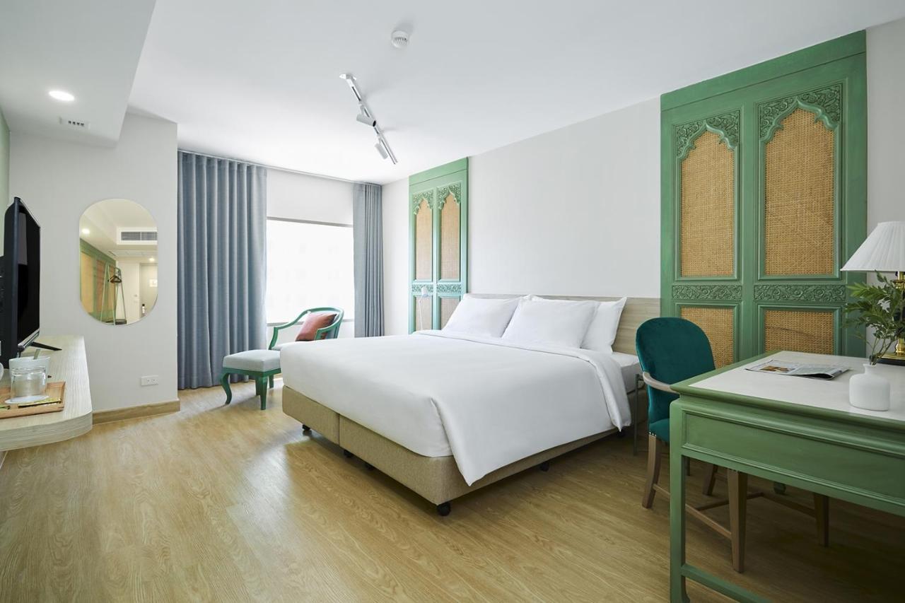 56 Surawong Hotel Bangkok Exterior photo