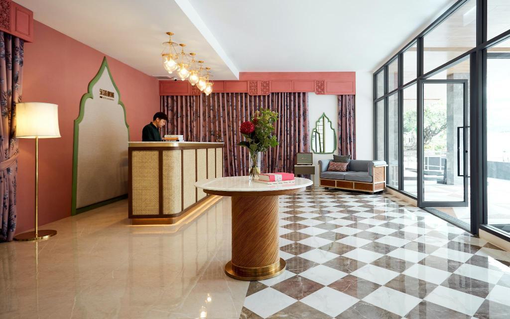 56 Surawong Hotel Bangkok Exterior photo