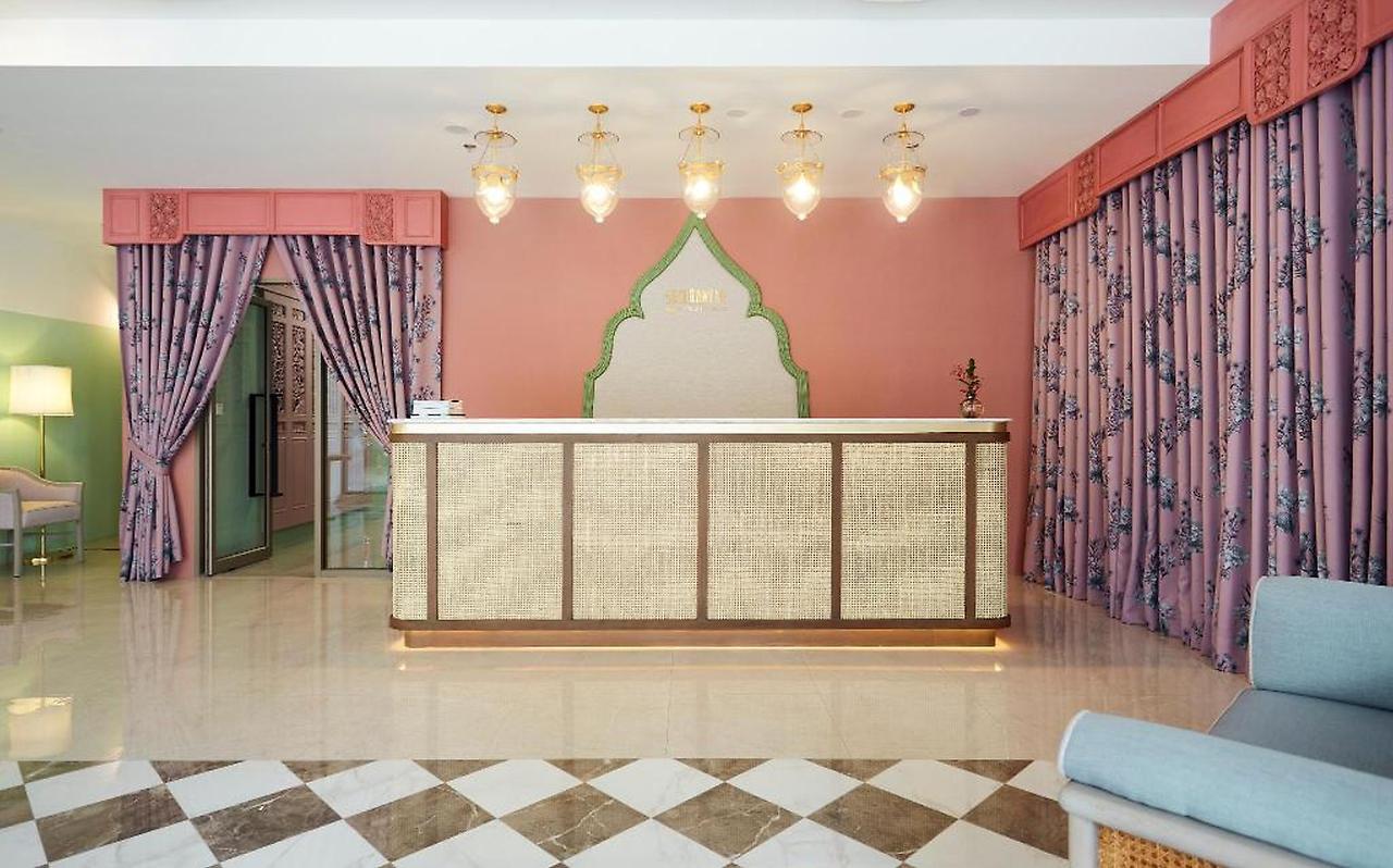 56 Surawong Hotel Bangkok Exterior photo