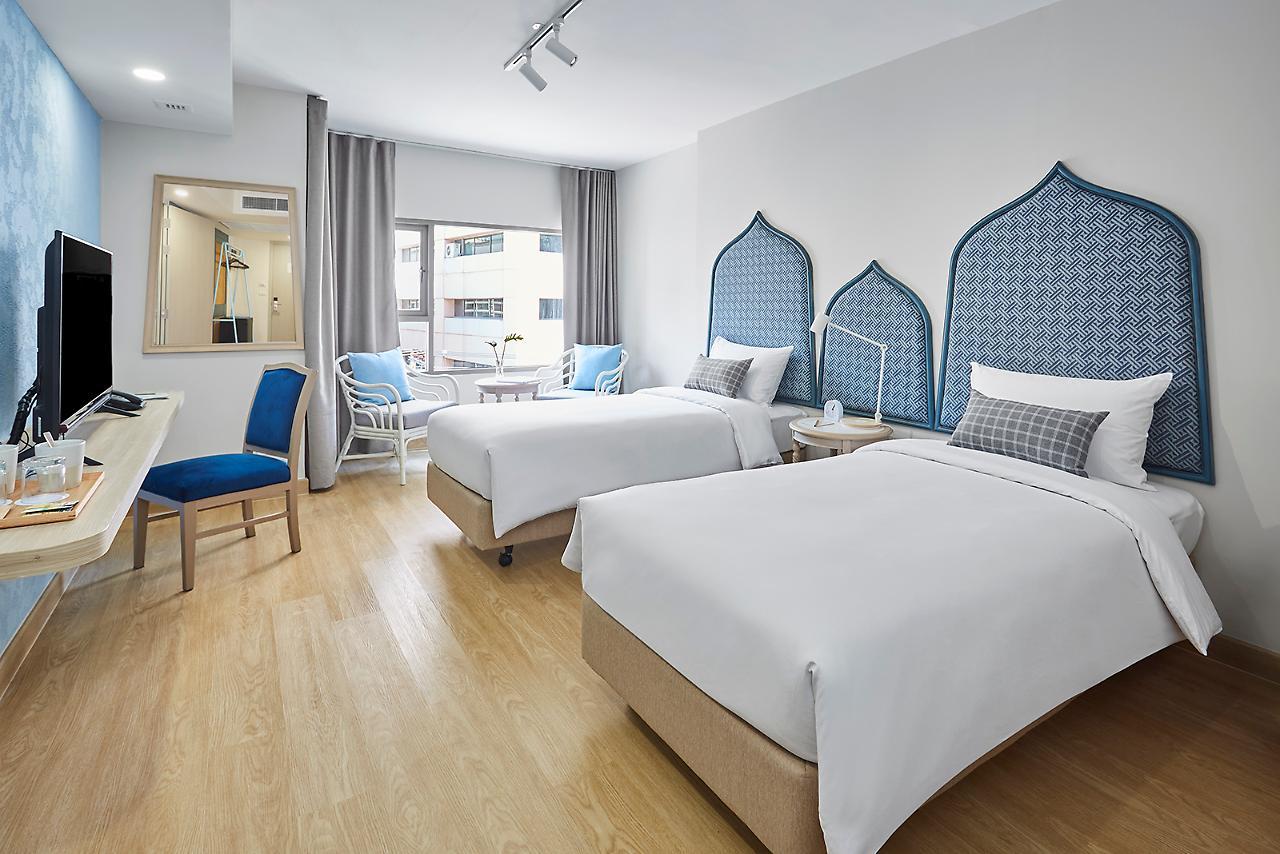 56 Surawong Hotel Bangkok Exterior photo